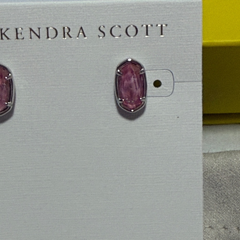 NWT Kendra Scott Grayson Silver Stud Earrings in Pink Iridescent Mother-of-Pearl - Picture 4 of 7